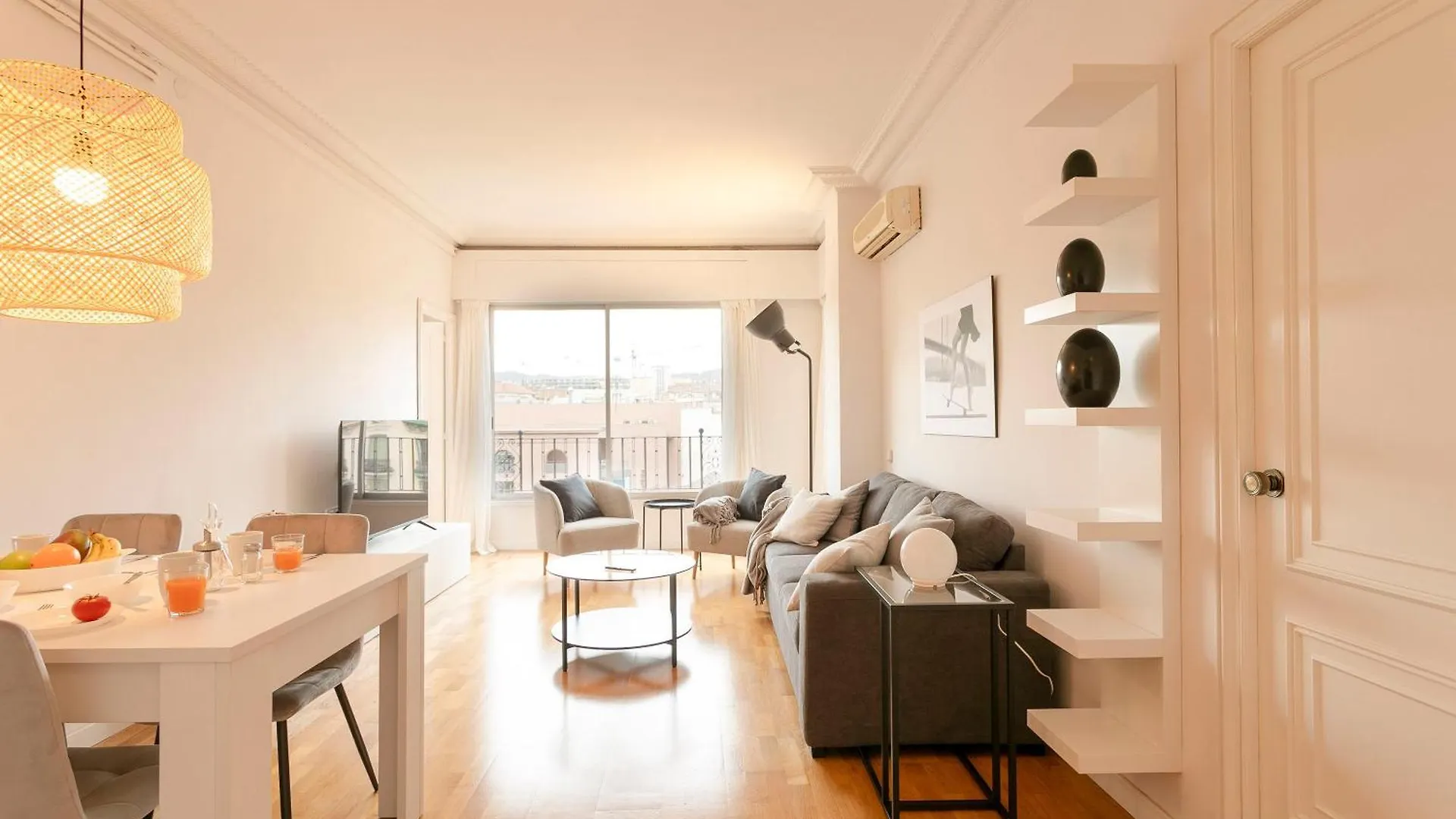 Stay Barcelona Long Term Gran Via location