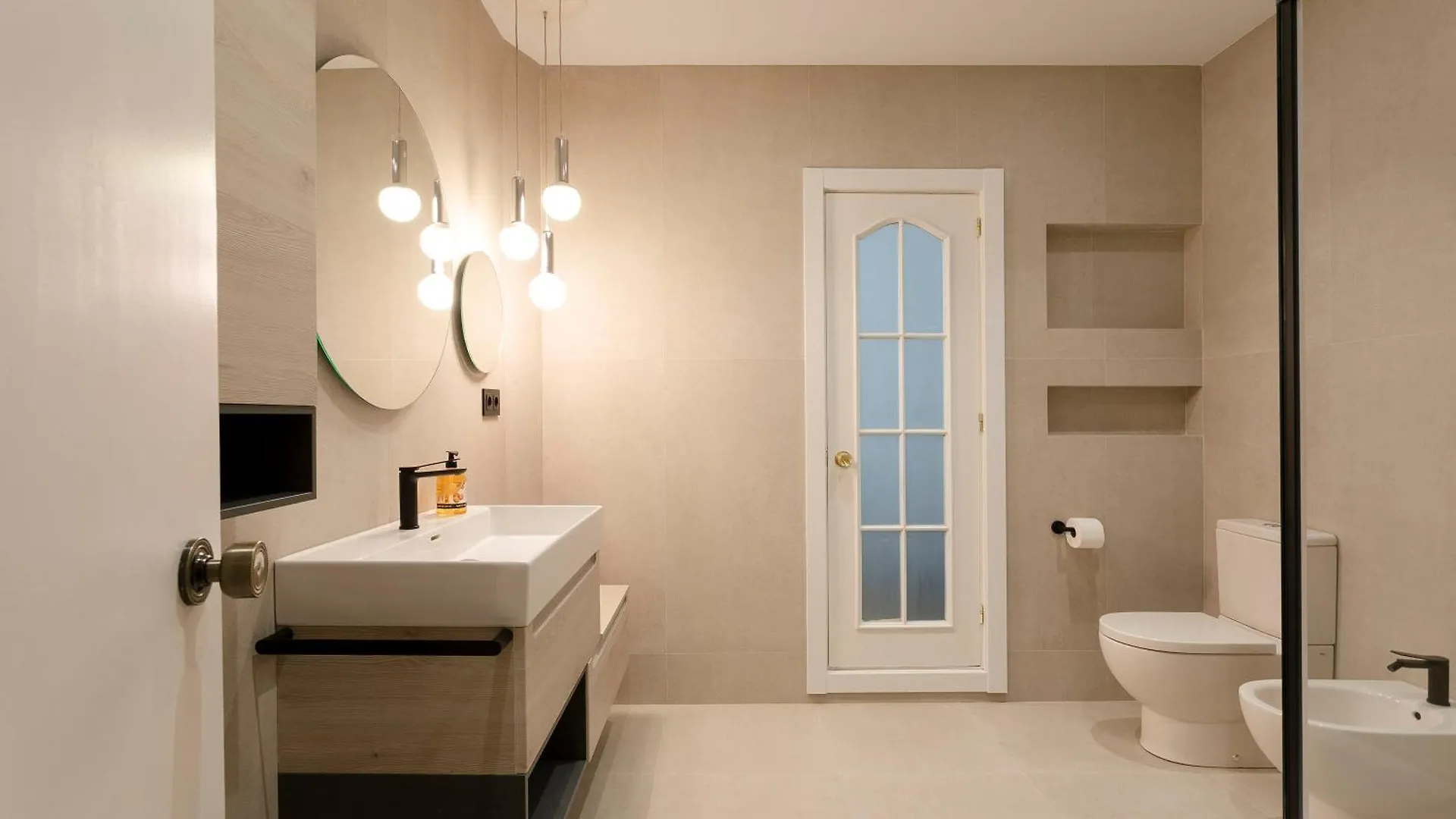 Stay Barcelona Long Term Gran Via Apartment