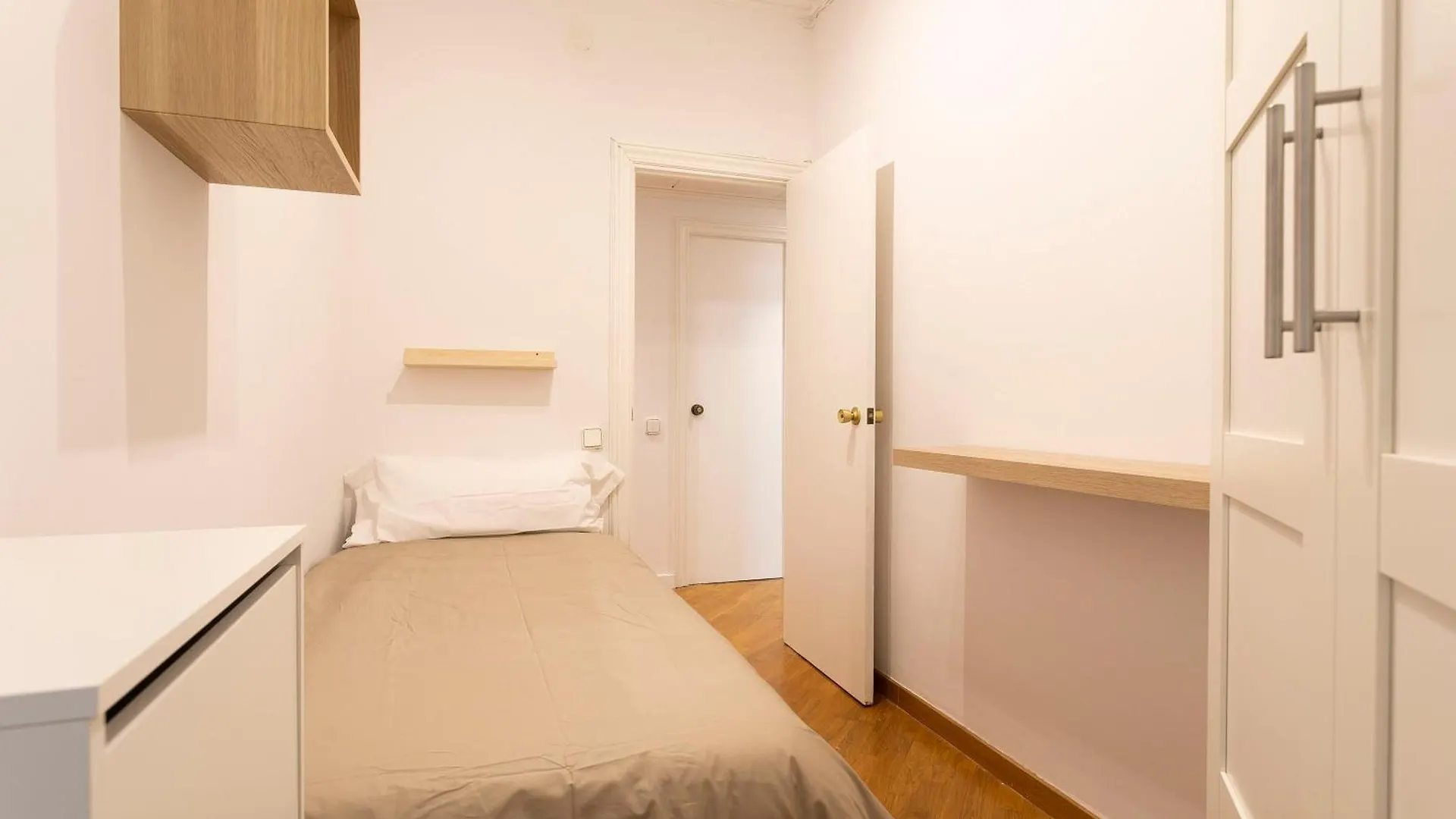 Stay Barcelona Long Term Gran Via
