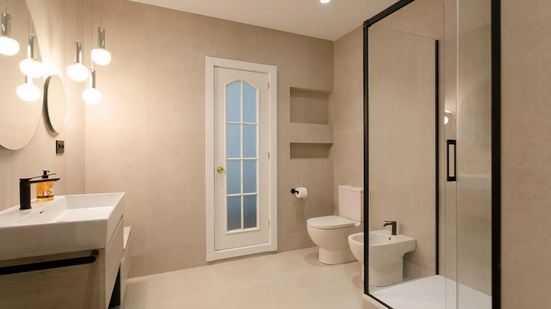 Stay Barcelona Long Term Gran Via Apartment