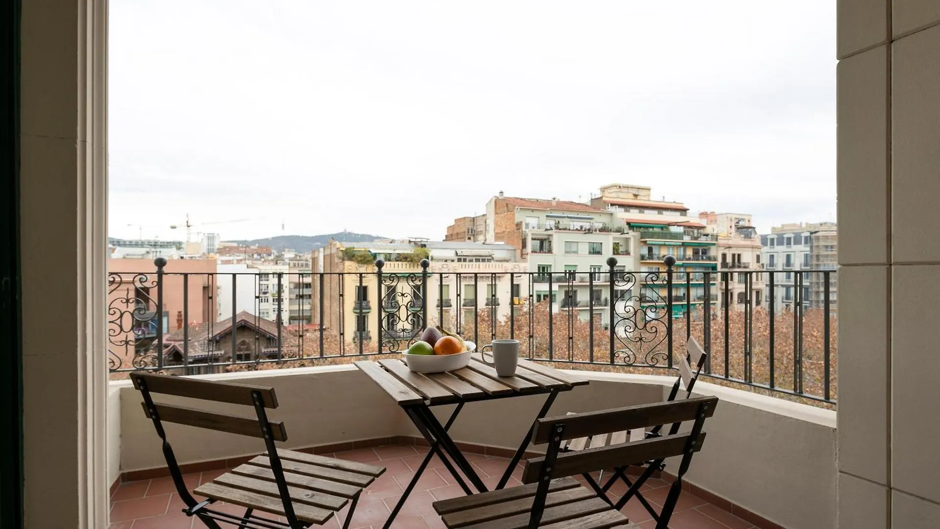 Stay Barcelona Long Term Gran Via Apartment
