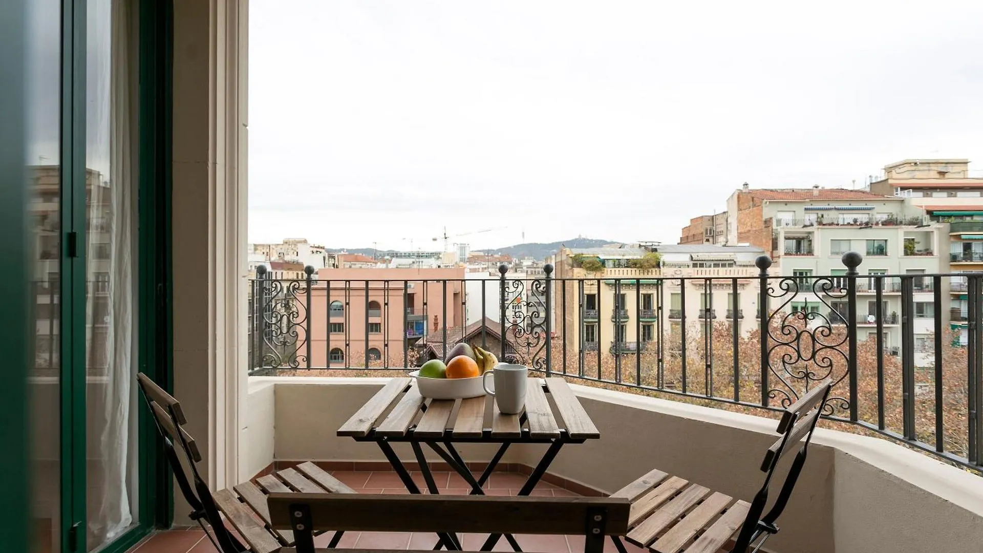 Stay Barcelona Long Term Gran Via Apartment